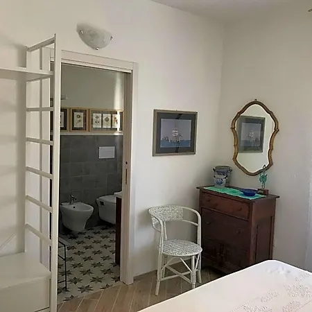 Le 25 Tartarughe Bed & Breakfast 3*